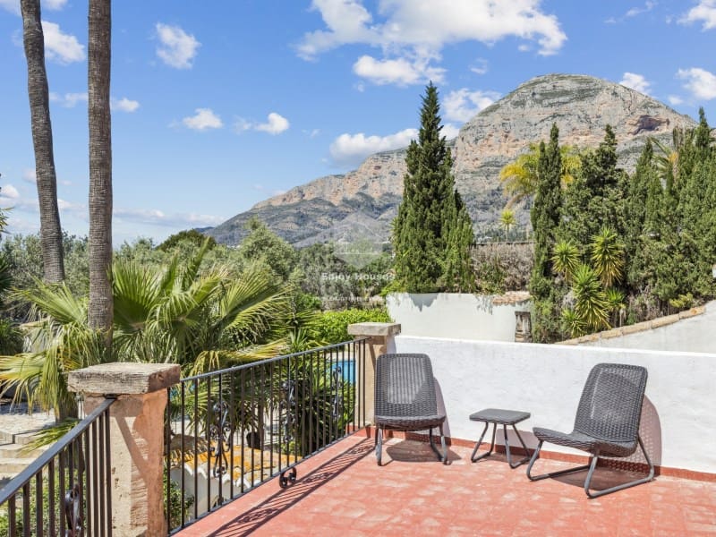 8 bedroom Villa for sale in Javea / Xabia with pool - € 1,590,000 (Ref: 9421687)