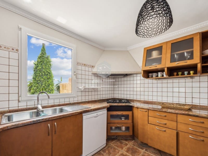 8 bedroom Villa for sale in Javea / Xabia with pool - € 1,590,000 (Ref: 9421687)