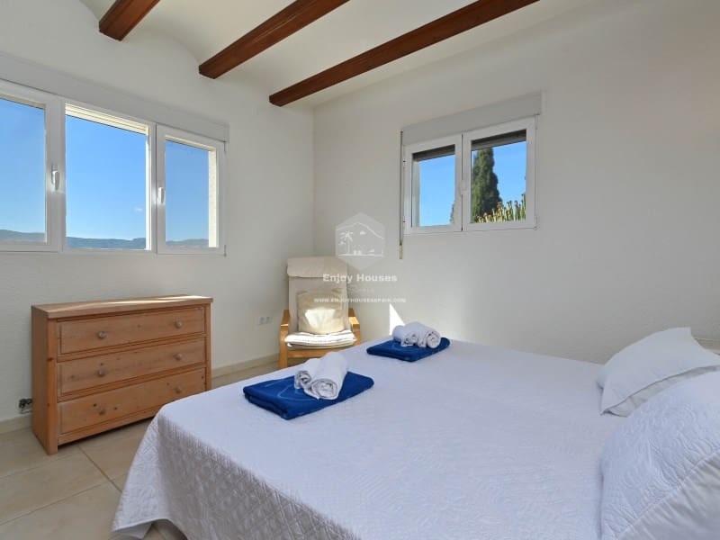 4 Zimmer Villa zu verkaufen in Javea / Xabia mit Pool - 749.000 € (Ref: 9425427)