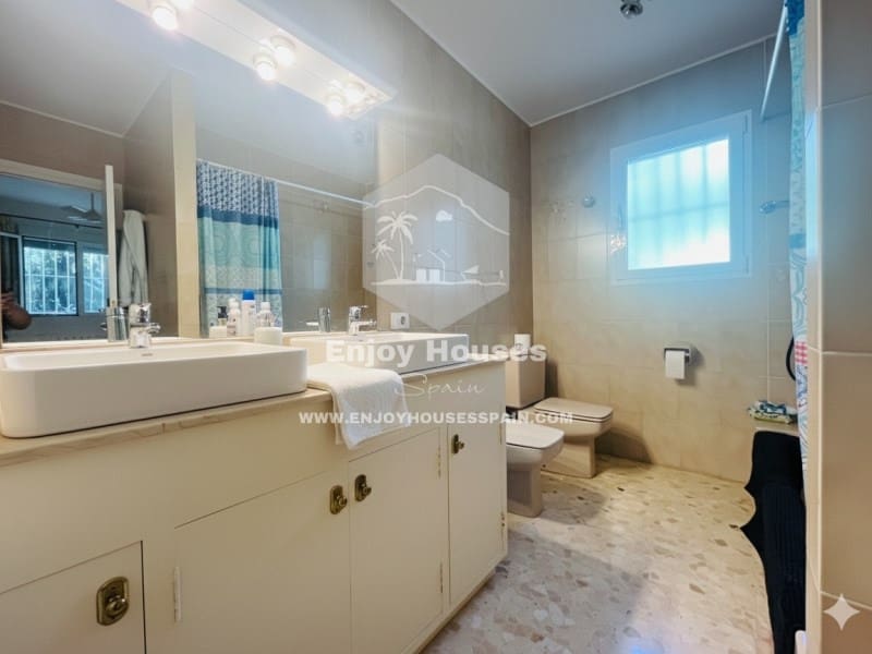 4 Zimmer Villa zu verkaufen in Javea / Xabia mit Pool - 749.000 € (Ref: 9425427)