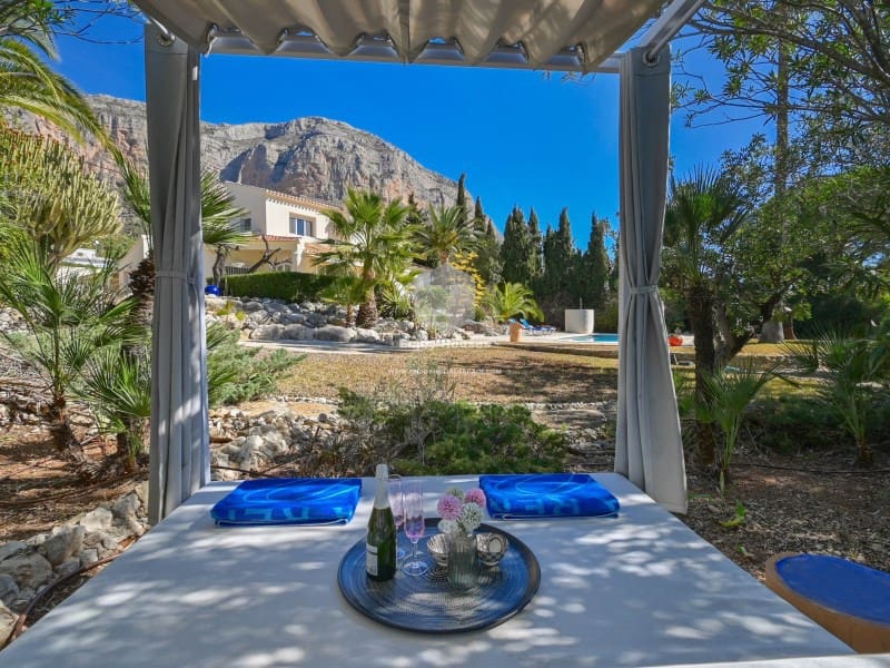 4 Zimmer Villa zu verkaufen in Javea / Xabia mit Pool - 749.000 € (Ref: 9425427)