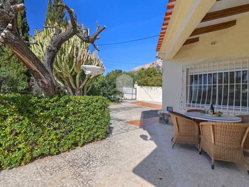 4 Zimmer Villa zu verkaufen in Javea / Xabia mit Pool - 749.000 € (Ref: 9425427)