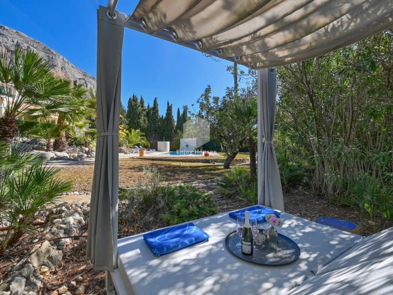 4 Zimmer Villa zu verkaufen in Javea / Xabia mit Pool - 749.000 € (Ref: 9425427)