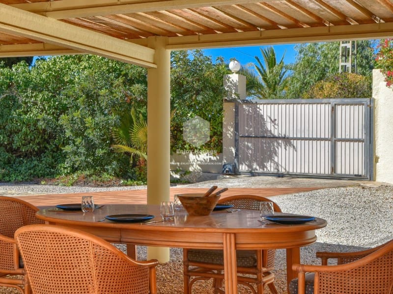 4 Zimmer Villa zu verkaufen in Javea / Xabia mit Pool - 749.000 € (Ref: 9425427)