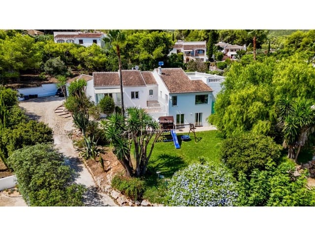 7 soverom Villa til salgs i Partides comunes - Adsubia, Javea / Xàbia med svømmebasseng - € 995 000 (Ref: 9441116)