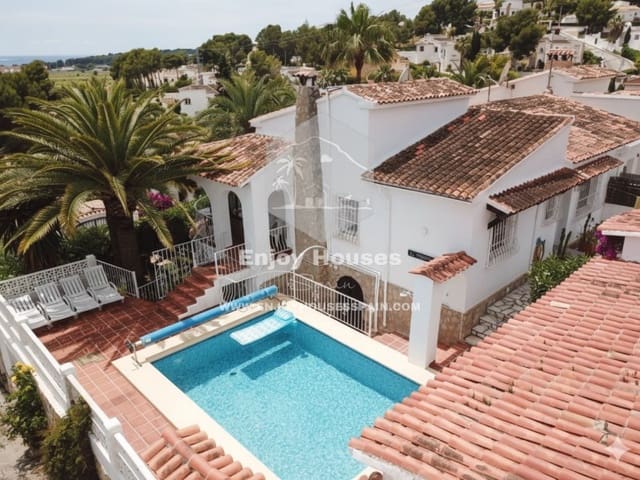 3 bedroom Semi-detached Villa for sale in Benimeit - Tabaira, Teulada-Moraira with garage - € 535,000 (Ref: 9441675)