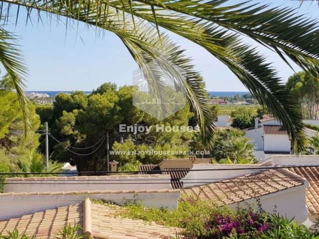 3 bedroom Semi-detached Villa for sale in Benimeit - Tabaira, Teulada-Moraira with garage - € 535,000 (Ref: 9441675)