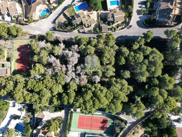 Terreno para Construção para venda em Pinar del Advocat - Cometa, Teulada-Moraira - 500 000 € (Ref: 9453252)