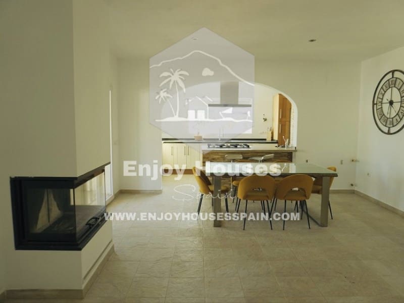 3 soveværelse Villa til salg i Benissa med garage - € 950.000 (Ref: 9465625)