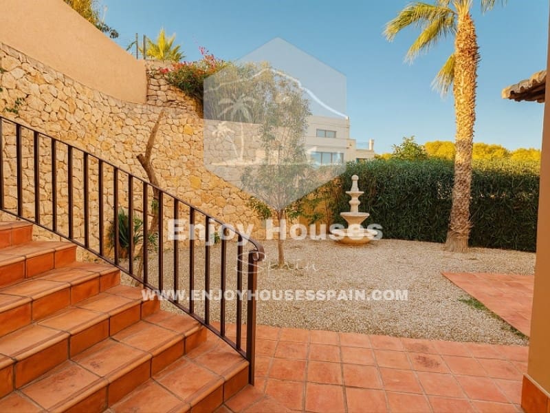 3 soveværelse Villa til salg i Benissa med garage - € 950.000 (Ref: 9465625)