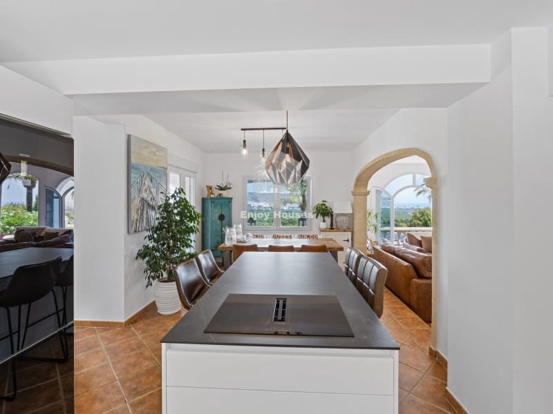 4 sypialnia Willa na sprzedaż w Javea / Xabia z basenem - 1 675 000 € (Ref: 9470757)