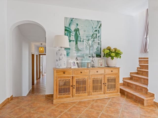 Chalet de 4 habitaciones en Partides comunes - Adsubia, Javea / Xàbia en venta con piscina - 1.675.000 € (Ref: 9470757)