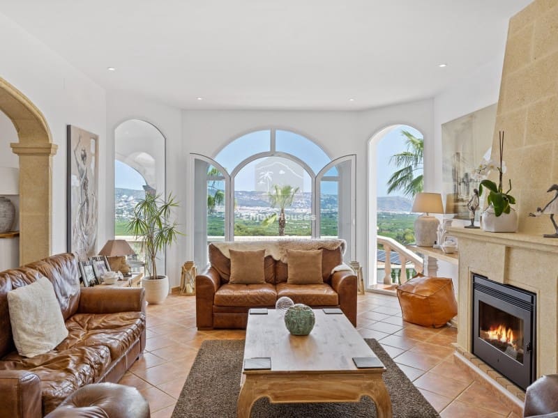 4 sypialnia Willa na sprzedaż w Javea / Xabia z basenem - 1 675 000 € (Ref: 9470757)