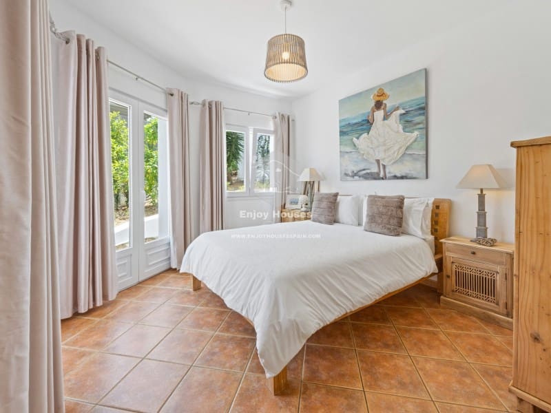 4 sypialnia Willa na sprzedaż w Javea / Xabia z basenem - 1 675 000 € (Ref: 9470757)