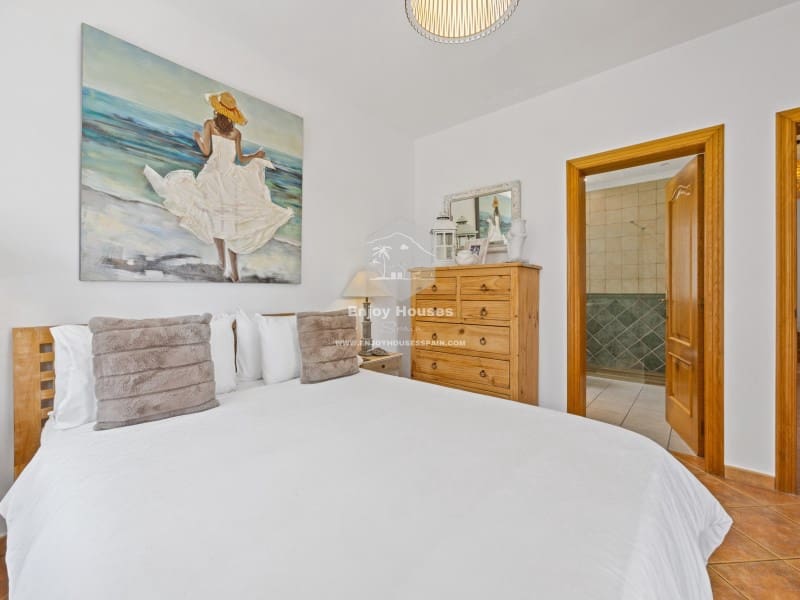 4 sypialnia Willa na sprzedaż w Javea / Xabia z basenem - 1 675 000 € (Ref: 9470757)