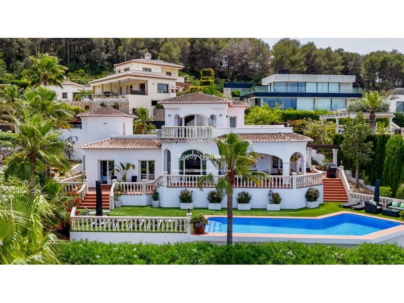 4 sypialnia Willa na sprzedaż w Javea / Xabia z basenem - 1 675 000 € (Ref: 9470757)