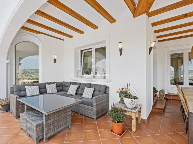 4 sypialnia Willa na sprzedaż w Javea / Xabia z basenem - 1 675 000 € (Ref: 9470757)