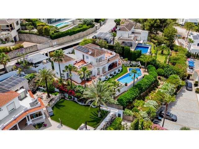 Chalet de 4 habitaciones en Partides comunes - Adsubia, Javea / Xàbia en venta con piscina - 1.675.000 € (Ref: 9470757)