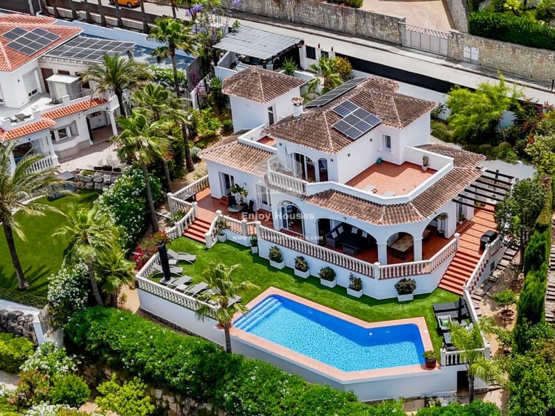 4 sypialnia Willa na sprzedaż w Javea / Xabia z basenem - 1 675 000 € (Ref: 9470757)