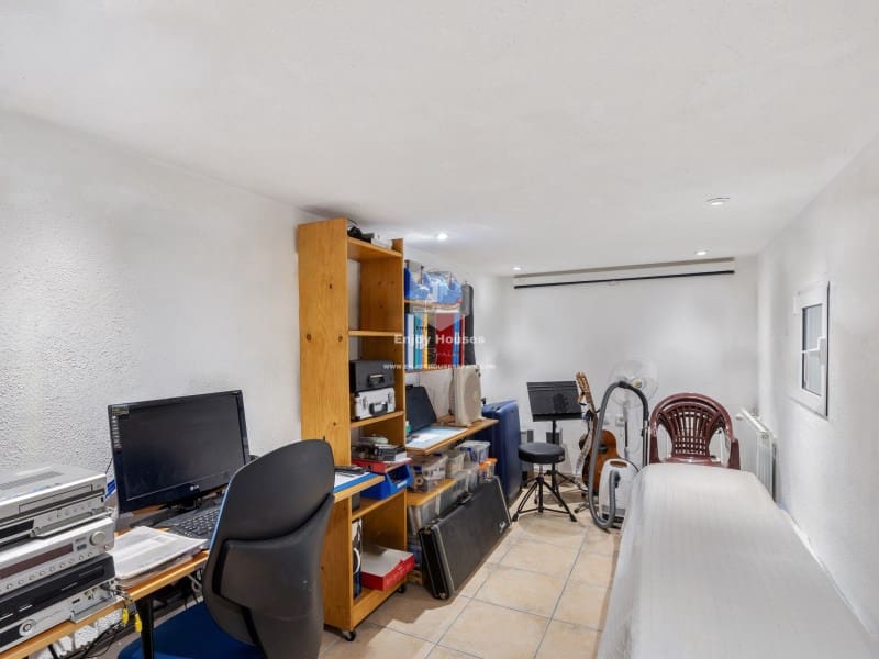 Chalet de 4 habitaciones en Benitachell / Benitatxell en venta con garaje - 620.000 € (Ref: 9473608)