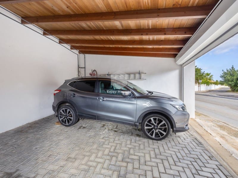 Chalet de 4 habitaciones en Benitachell / Benitatxell en venta con garaje - 620.000 € (Ref: 9473608)