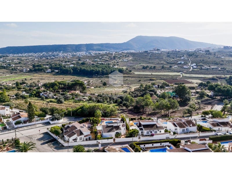 Chalet de 4 habitaciones en Benitachell / Benitatxell en venta con garaje - 620.000 € (Ref: 9473608)