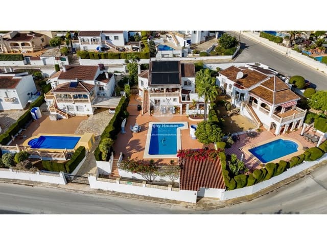 Chalet de 4 habitaciones en Benitachell / Benitatxell en venta con garaje - 620.000 € (Ref: 9473608)