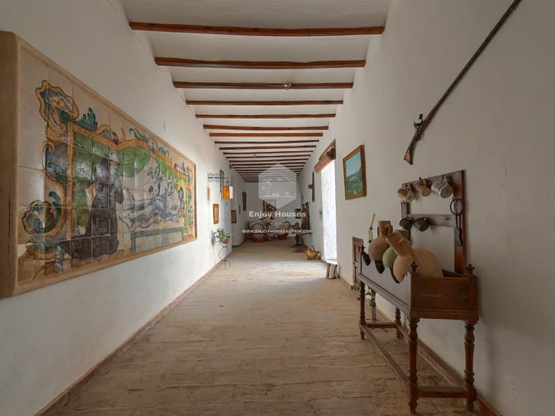 5 bedroom Hotel for sale in Jesus Pobre with garage - € 2,300,000 (Ref: 9481180)