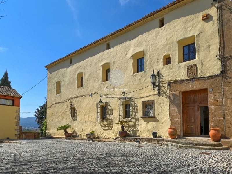 5 bedroom Hotel for sale in Jesus Pobre with garage - € 2,300,000 (Ref: 9481180)