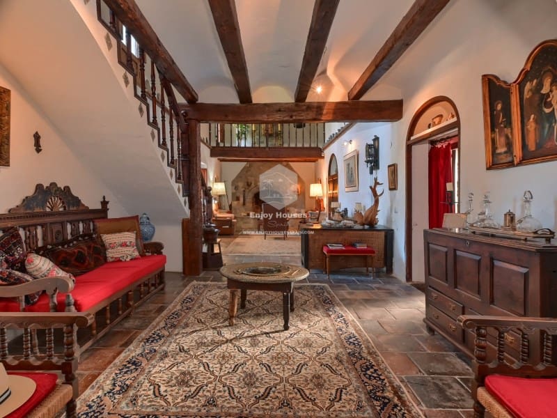 5 bedroom Hotel for sale in Jesus Pobre with garage - € 2,300,000 (Ref: 9481180)