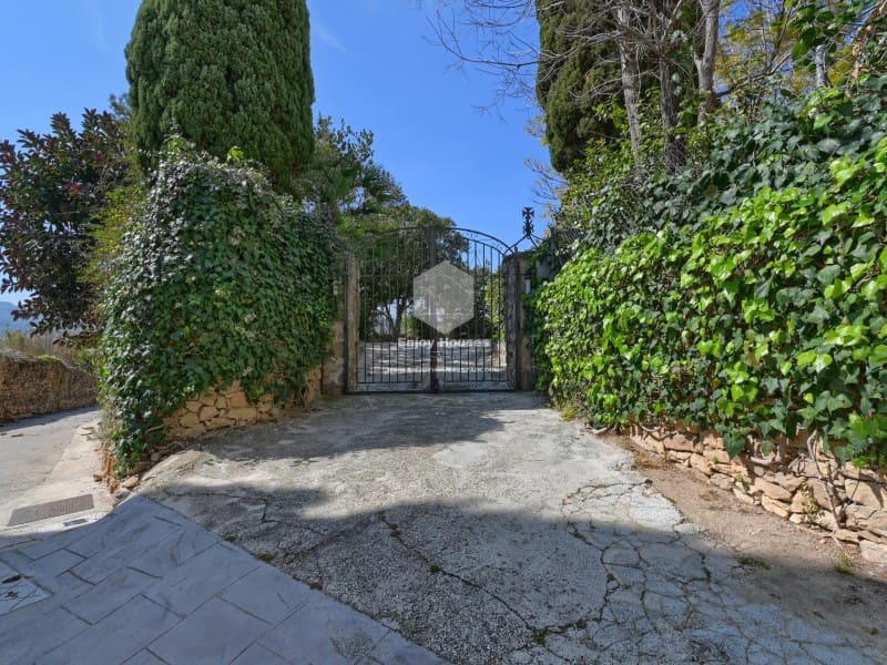 5 bedroom Hotel for sale in Jesus Pobre with garage - € 2,300,000 (Ref: 9481180)