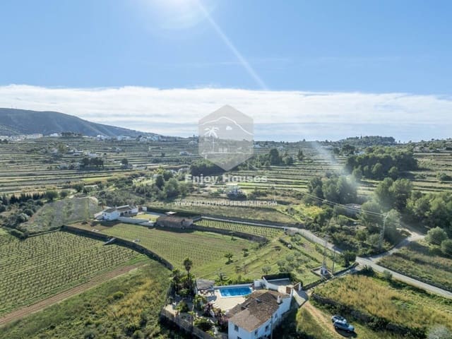 4 slaapkamer Finca/Landhuis te koop in Partides comunes - Adsubia, Javea / Xàbia - € 675.000 (Ref: 9490952)