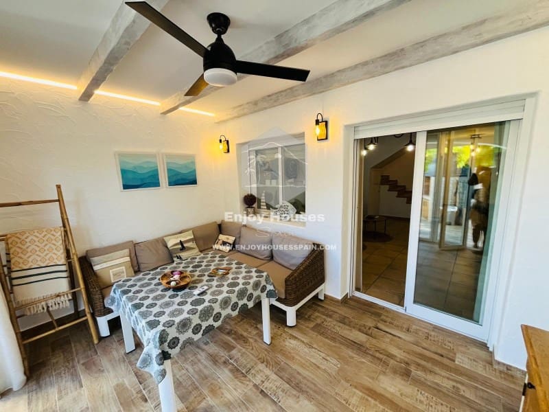 2 makuuhuone Omakotitalo myytävänä paikassa Javea / Xabia - 475 000 € (Ref: 9499550)