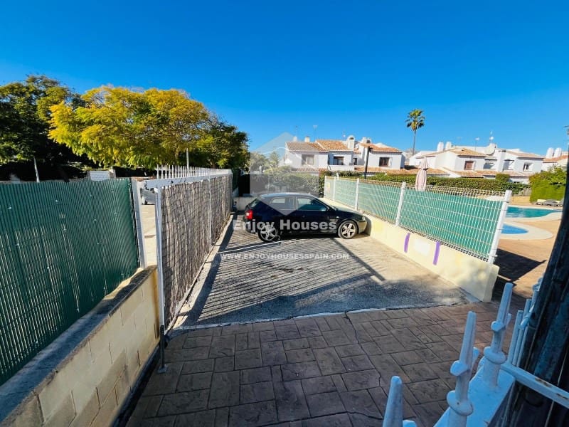 2 makuuhuone Omakotitalo myytävänä paikassa Javea / Xabia - 475 000 € (Ref: 9499550)