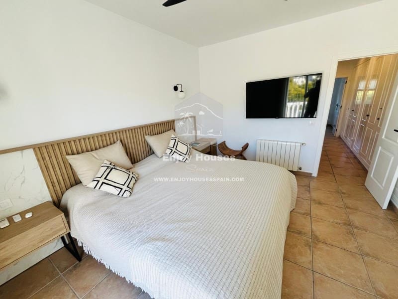 2 makuuhuone Omakotitalo myytävänä paikassa Javea / Xabia - 475 000 € (Ref: 9499550)