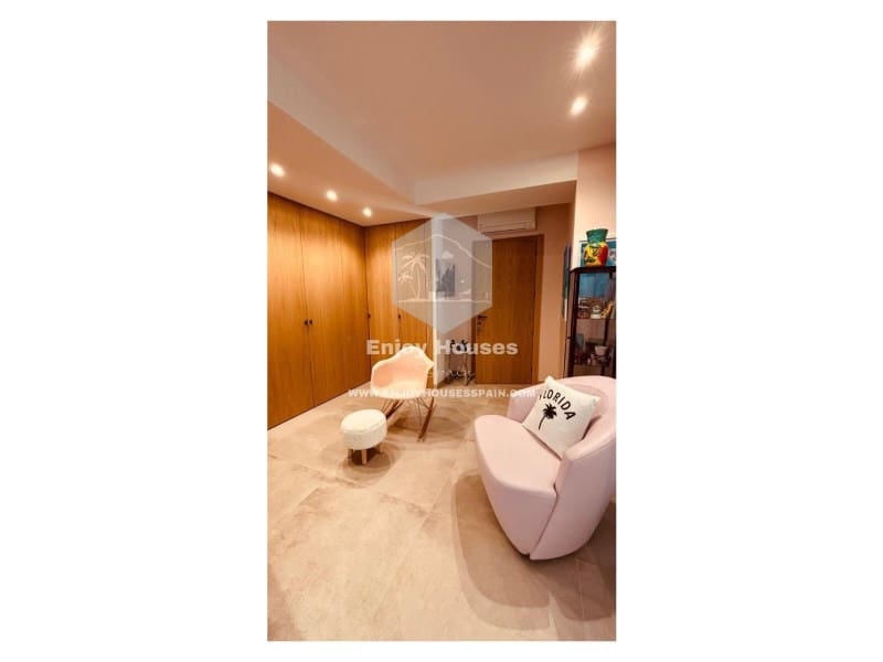 5 bedroom Villa for sale in Altea with garage - € 2,500,000 (Ref: 9499551)