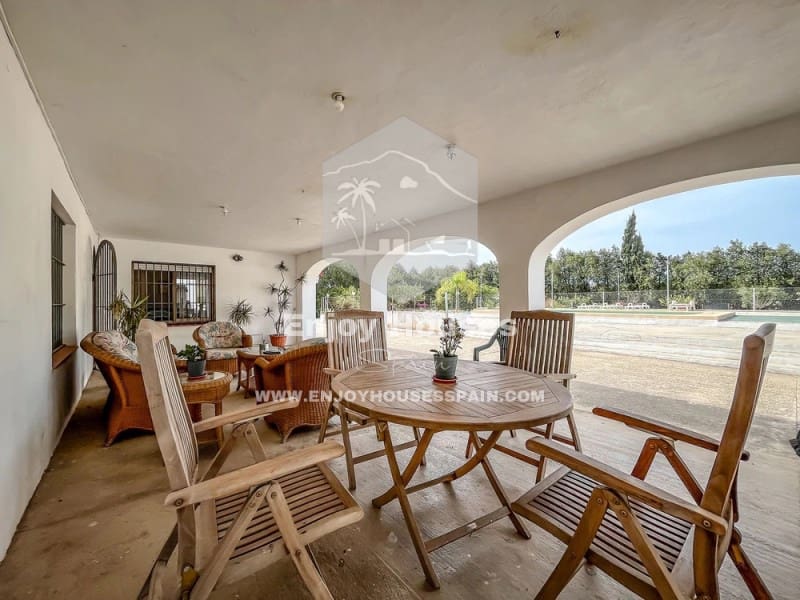 7 bedroom Finca/Country House for sale in Denia with garage - € 880,000 (Ref: 9499743)