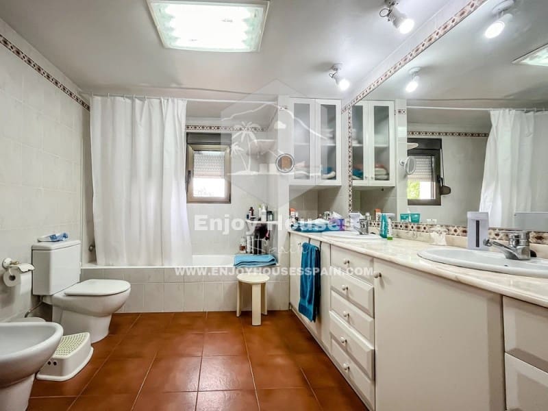 7 bedroom Finca/Country House for sale in Denia with garage - € 880,000 (Ref: 9499743)