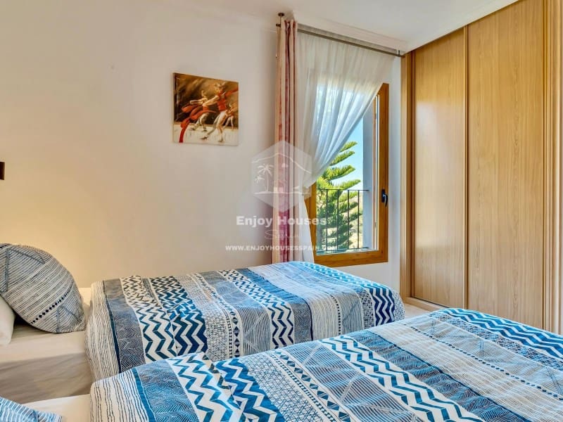 10 soverom Finca/Herregård til salgs i Benissa med garasje - € 895 000 (Ref: 9499744)