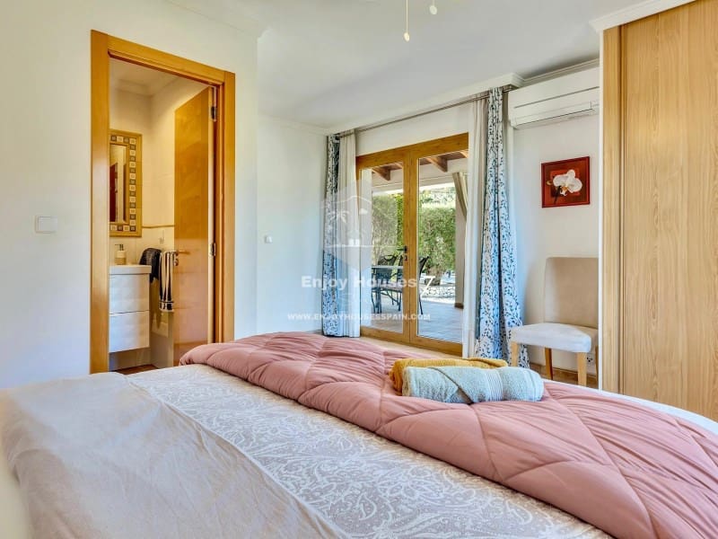 10 soverom Finca/Herregård til salgs i Benissa med garasje - € 895 000 (Ref: 9499744)