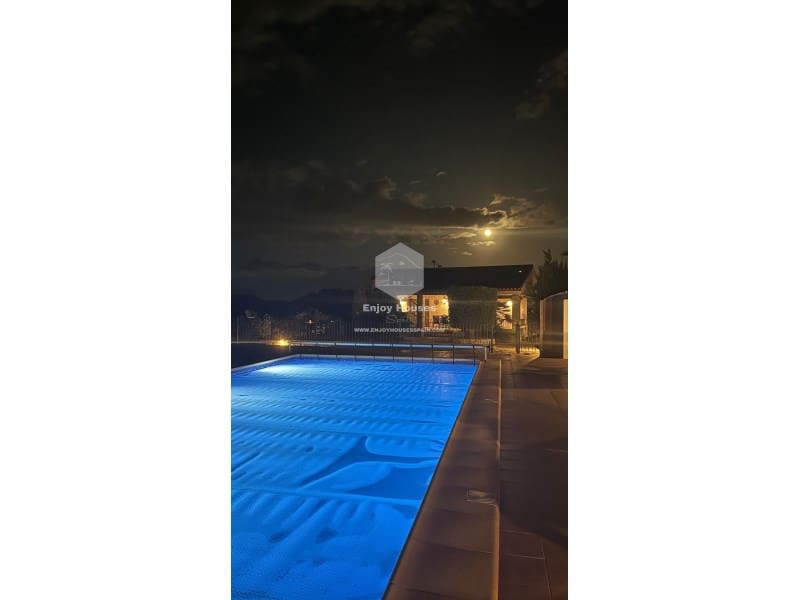 10 soverom Finca/Herregård til salgs i Benissa med garasje - € 895 000 (Ref: 9499744)