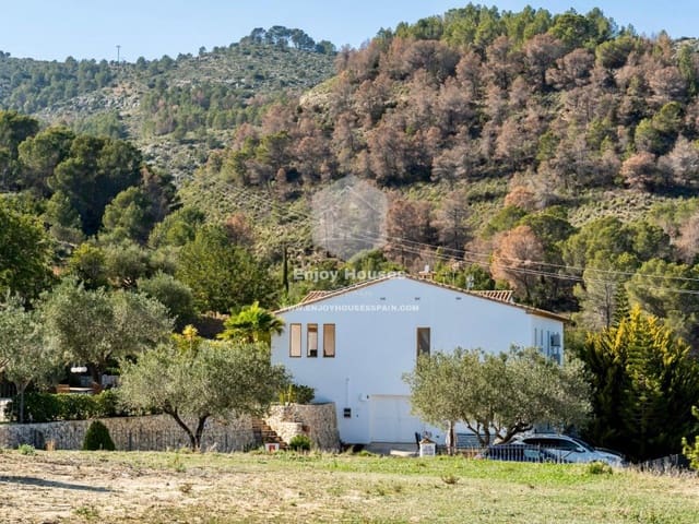 10 soverom Finca/Herregård til salgs i Benissa med garasje - € 895 000 (Ref: 9499744)