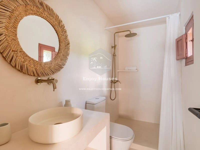 6 bedroom Finca/Country House for sale in Benissa - € 725,000 (Ref: 9508015)