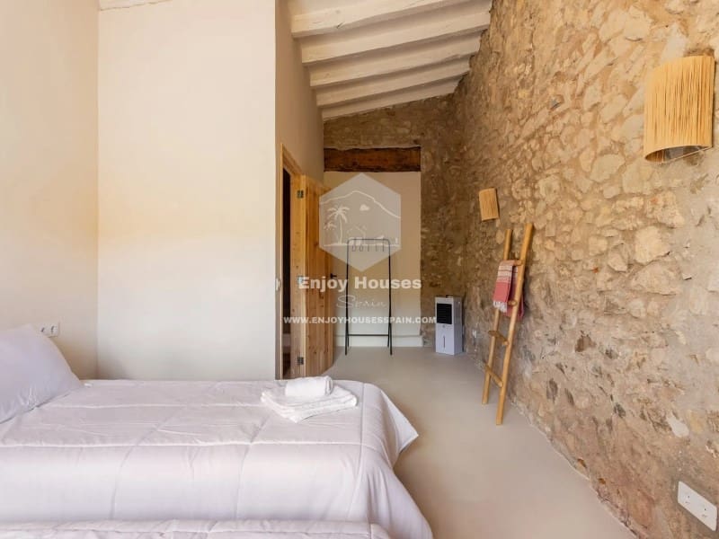 6 bedroom Finca/Country House for sale in Benissa - € 725,000 (Ref: 9508015)