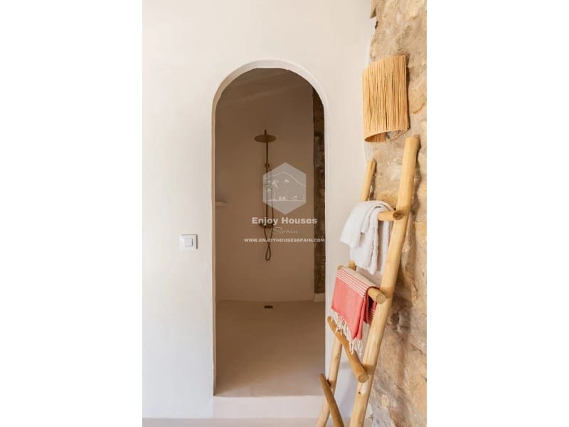 6 bedroom Finca/Country House for sale in Benissa - € 725,000 (Ref: 9508015)