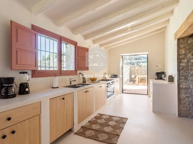 6 bedroom Finca/Country House for sale in Benissa - € 725,000 (Ref: 9508015)