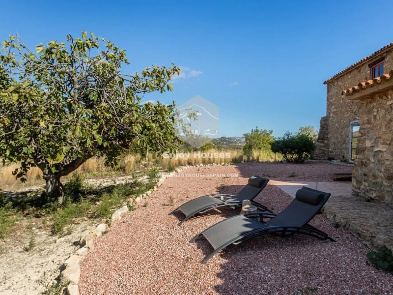 6 bedroom Finca/Country House for sale in Benissa - € 725,000 (Ref: 9508015)