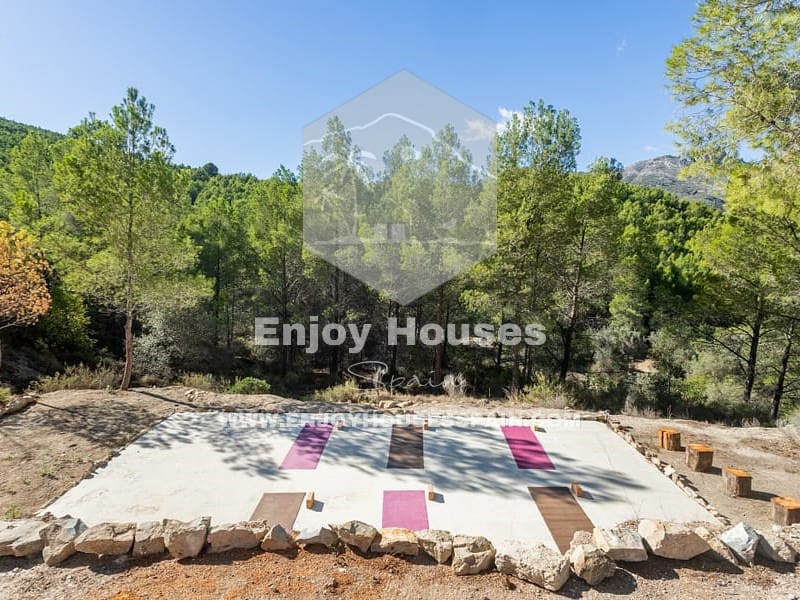 6 bedroom Finca/Country House for sale in Benissa - € 725,000 (Ref: 9508015)