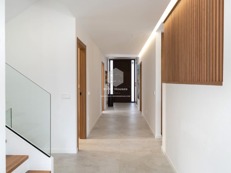 4 sovrum Villa till salu i Denia med pool garage - 1 350 000 € (Ref: 9518078)