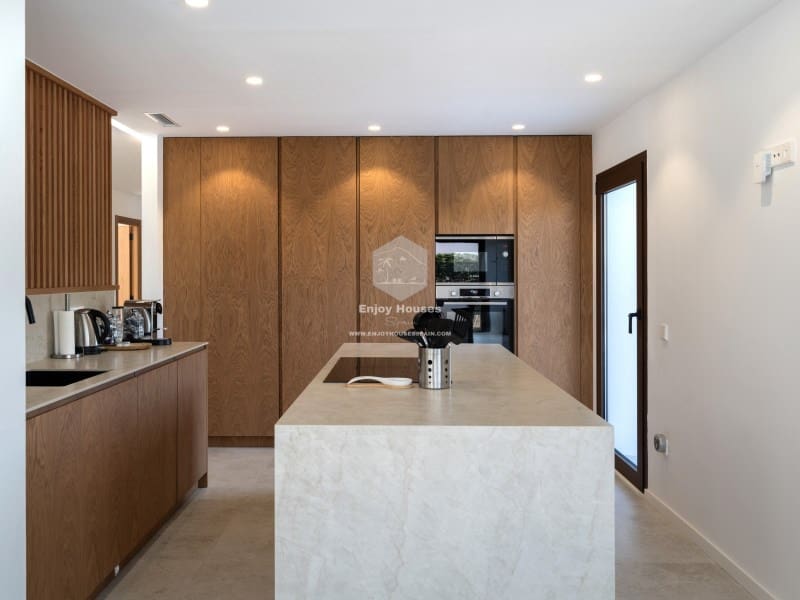 4 sovrum Villa till salu i Denia med pool garage - 1 350 000 € (Ref: 9518078)